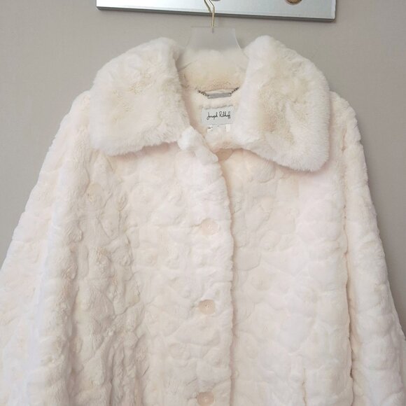 NWT Joseph Ribkoff cream monochromatic pattern textured faux fur cape jacket, L - Picture 12 of 14